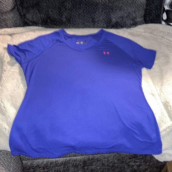 🎉4 for $20 Under Armour Heatgear Tee, Large - Picture 1 of 5